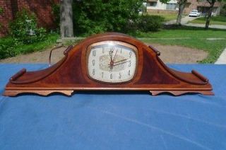 Antique Retro Ingraham Walnut Deco Style Shelf Mantle Clock Electric 
