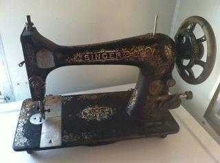   VINTAGE WORKING 1905 SINGER TREADLE SEWING MACHINE 1900s B1107636