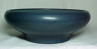 MARBLEHEAD POTTERY, BLUE ARTS & CRAFTS RAISED CENTERPIECE BOWL, GREAT 
