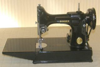   1947 singer portable sewing machine featherweight model 221 working