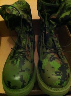 Genuine Canadian Military Cadpat Combat Boots (many sizes)