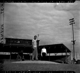 ted gray stands on pitching mound 1950 original neg time