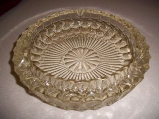 ANTIQUE GLASS ASHTRAY~TURNED YELLOW FROM SUN~~ GORGEOUS FREE 