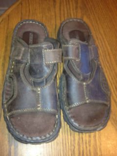 skechers men s brown leather slide sandals size 8