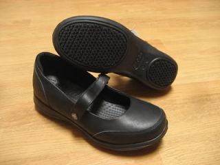 NWT CROCS SAFFRON Women 4 5 7 12 BLACK Work Shoes