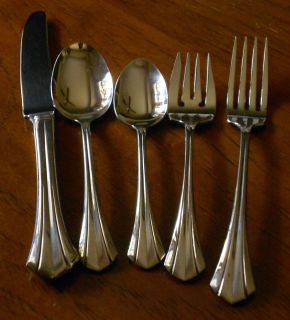 Oneida Stainless Rushmore 5 Piece Place Setting (s) Flatware