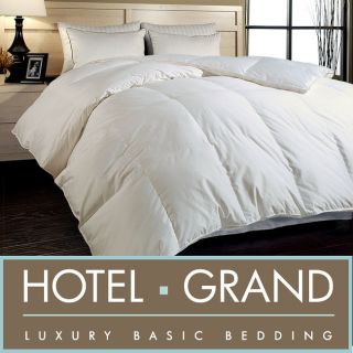   Grand Oversized Luxury 400 Thread Count Down Alternative Comforter