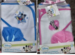 PErsonalized Baby Hooded Towel + washcloth Blue Star Mickey Pink 