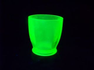 vaseline uranium shot glass glow under black light id199877 time