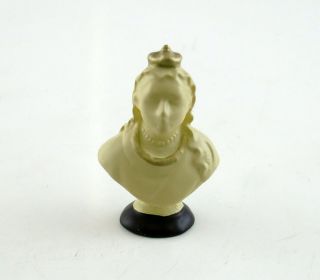 New Dolls House Miniature Accessory Ornament Queen Victoria Bust 0162