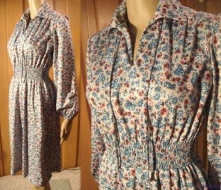 Vintage 70s Smocked Keyhole Tiiny Floral Boho Party Dress