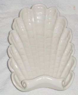 Vintage Abingdon Pottery Shell Shaped Centerpiece White