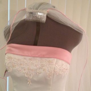 Alfred Angelo Wedding Dress Ivory Tea Rose Size 10 Veil