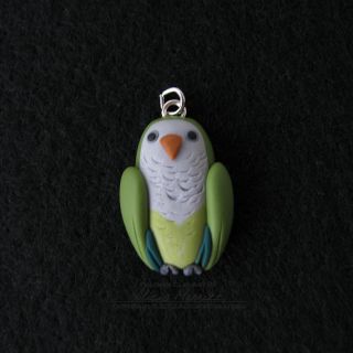 Unique Cute Green Quaker Parrot Monk Parakeet Bird Pendant Jewelry 