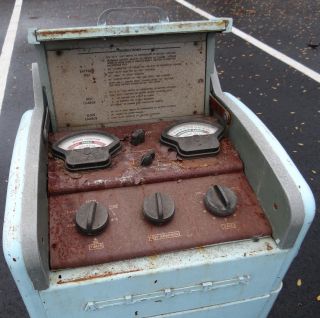 1960s Vintage Allen F260 Automotive Battery Tester