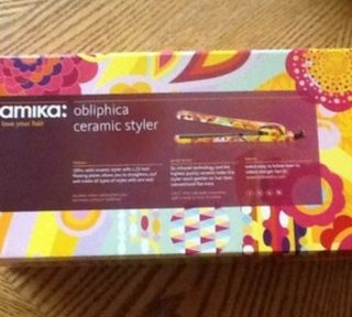 Amika Obliphica 1.25 Ceramic Styler With 2 Free Hair Clips   100% 
