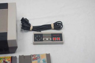 Nintendo NES Entertainment System Console Bundle 7 Games Super Mario 