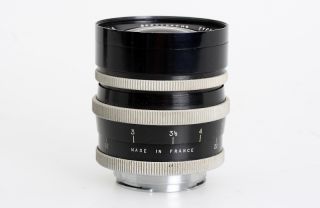 angenieux 35mm f 2 5 type r1 exakta retrofocus this fine thing is an 