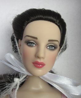 Tonner Antoinette Basic Brunette Doll