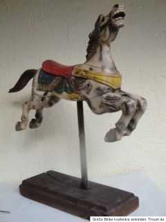 ANTIQUE CAROUSEL HORSE WOODEN HORSE 1930s 1950s   THE VERY SPECIAL 