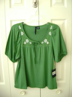 Ashley Judd Adorable Kelly Green Knit Peasant Top w Embroidery NWT 