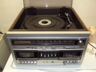 Realistic Clarinette 120 AM FM Stereo Dual Cassette Record Player 