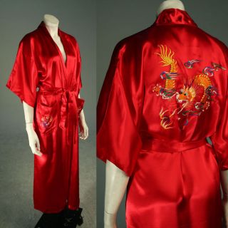 Vintage 70s Red Satin Asian Robe w Dragon Embroidery M