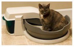 Petsafe Simply Clean Automatic Self Cleaning Cat Litter Box System 