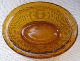 Atterbury 5 AMBER Transparent Hen on Nest Glass Covered Dish