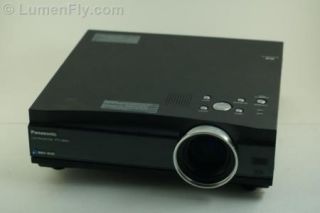 Panasonic PT L300U LCD Multimedia Video Movie Projector 800 Lumens 800 