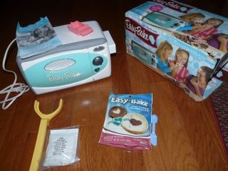 Easy Bake Oven Sugar Cookie Mix and Pan Pusher Recipe