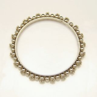   Small Wrist Beaded Floral Design Silvertone Bangle Bracelet