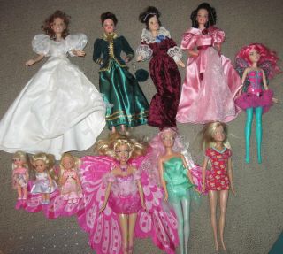 description this auction is for a nice lot of barbie other dolls in 