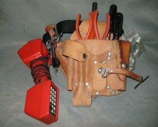 BELL SOUTH SYSTEMS WESTERN ELECTRIC LINEMAN PHONE BELT POUCH TOOLS