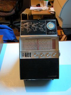 AIRCASTLE Solid State 8 Band Shortwave Radio
