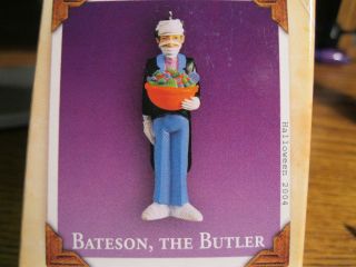 2004 Hallmark Bateson The Butler Halloween Ravenwood