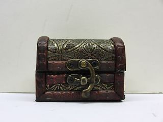 Small Antique Design WOODEN TREASURE CHEST BOX/Trinket Case