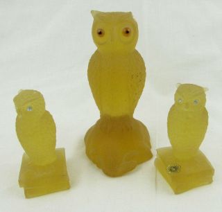 Vintage Westmoreland Owl Figurines Frosted Satin Yellow Art Glass 