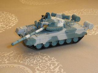 72 T 80 Soviet Tank Die Cast model & Magazine 3 Russian FABBRI