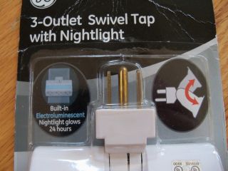 GE 3 Outlet Swivel Tap with Nightlight Grounded New in Orig Package 