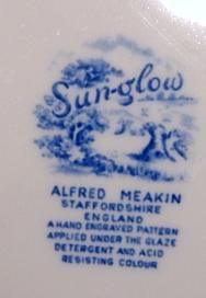 Alfred Meakin Blue White Sun Glow Dinner Plate
