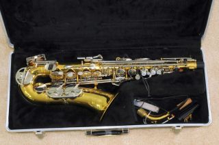 Selmer Bundy II Alto Saxophone Very Nice Condition in Case