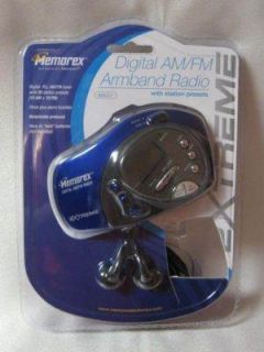 BLUE MEMOREX XTREME MB221 AM/FM WALKMAN PORTABLE RADIO W/ ARMBAND FREE 