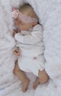 Doves Nursery Realistic Reborn Baby Girl ♥ Birgit Gutzwiller 
