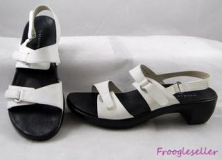Aravon by New Balance Womens Slingback Sandals Shoes 11 B White 