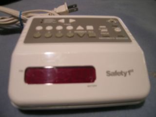 Safety 1st Remote Switch Timer Appliance Control Unit