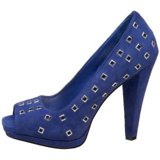 110 bcbgirls border open toe in blue the size is 7 m and the 