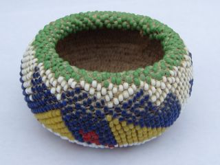 NATIVE AMERICAN QUILL BEADED BASKET ARTIFACT   UNIQUE