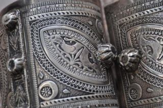 Large Vintage berber Bedouin silver upper arm bracelet Cuff from Lybia