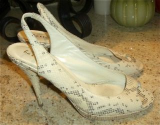 Auth Bettye Muller Ivory Reptile Leather Platform Slingback Sandals 